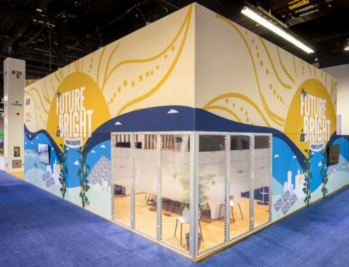 Show-Stopping Custom Trade Show Signs